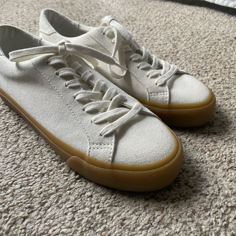 COPY - White Madewell Canvas Sneakers with Gum Sole Brand New Size 7